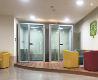 Cabine de réunion insonorisée professionnelle moderne en aluminium pour studio, bureau, hôtel, usage professionnel, enregistrement acoustique pour 6 personnes