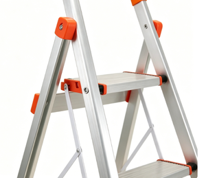 Échelle en aluminium avec marchepieds pour la peinture intérieure, la cuisine et l'usage domestique quotidien - Product Image 4