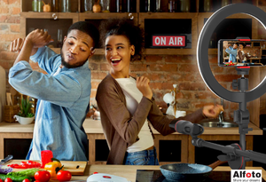 Nouvelle lampe vidéo <span class=keywords><strong>2021</strong></span> avec anneau lumineux pour selfie, support de téléphone portable, trépied et microphone pour vidéos YouTube - Product Image 4
