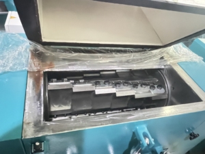 Broyeur de déchets plastiques <span class=keywords><strong>Mitex</strong></span> 20HP 15KW pour bouteilles PET, granulateur centralisé PC600, capacité 600kg/h, recyclage plastique - Product Image 6