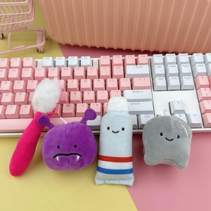 Porte-clés en peluche, jouets en peluche mélangés, poupées en peluche douces, poupées de mariage, activités d'anniversaire, cadeaux interactifs pour enfants - Product Image 3