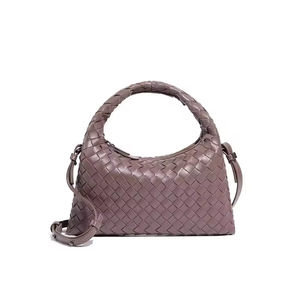 Sacs fourre-tout tissés à la main pour femmes 2025 – Nouvelle mode – Sac bandoulière en cuir PU tressé à la main – Design couleur unie – Sac à main tressé - Product Image 3