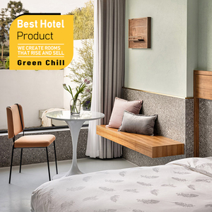 Lit simple en bois de style boutique, cadre de lit en métal taille king, ensemble de meubles de luxe pour chambre d'hôtel haut de gamme - Product Image 1