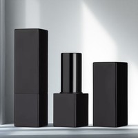 2024 gros Logo personnalisé rouge mince baume à lèvres rechargeable luxe Unique emballage cosmétique rond vide en plastique rouge à lèvres Tubes