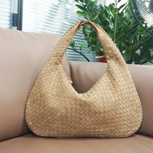 Женская тканая сумка из Веганской кожи - Product Image 1