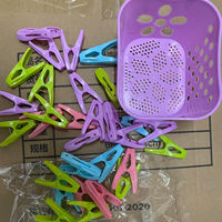 Lot de 30 pinces à linge en plastique avec panier de rangement – Grandes pinces à linge en plastique avec panier pour vêtements et couettes