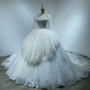 Robe de mariée classique blanche vintage en dentelle, plissée, à volants, style princesse, robe de bal Wm08 - Product Image 6