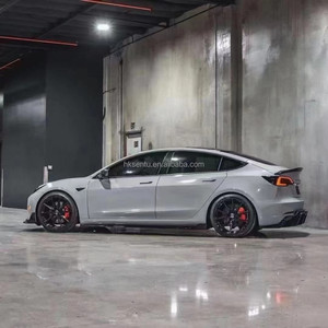 ชุดแต่งตัวถังรถยนต์ MODEL 3 คาร์บอนไฟเบอร์คุณภาพสูงรุ่นใหม่ สำหรับกันชนหน้า ดิฟฟิวเซอร์หลัง สปอยเลอร์ และสเกิร์ตข้าง - Product Image 5