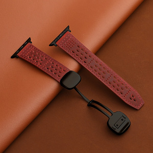 Nuovo Cinturino Premium in Vera Pelle con Motivo Crazy Horse e Fibbia Magnetica Pieghevole per <span class=keywords><strong>Apple</strong></span> <span class=keywords><strong>Watch</strong></span> 38 40 41 42 <span class=keywords><strong>44</strong></span> 45 46 49mm - Product Image 3