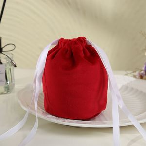 Bolsa de Terciopelo Roja y Verde Personalizada con Cordón para Regalos de Navidad, Bodas y Manualidades - Product Image 2
