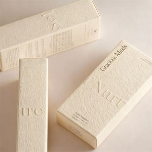 Op maat gemaakte logo recyclebare geprägte stevige kunstpapieren opvouwbare cadeauverpakking voor cosmetica en gezichtscrème verpakkingen - Product Image 2