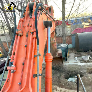 Excavadora Usada Hitachi 470 con Larga Vida Útil e Inspección Completa, Modelo 2022, Cucharón de 2.5m, Peso Operativo de 47200kg, Potencia de 260kW - Product Image 3