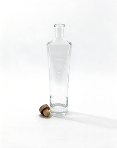 Botellas de Licor de Vidrio Angulares Minimalistas Premium de 500 ml, 700 ml y 750 ml para <span class=keywords><strong>Bourbon</strong></span>, Scotch, Tequila y Ginebra - Product Image 2