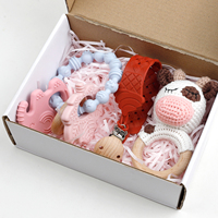 Ensemble cadeau pour bébé : Jouet de dentition personnalisé en silicone pour nouveau-né, hochet en bois et jouets de dentition en coton