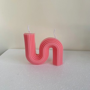 Bougie parfumée personnalisée en gros, décoration d'intérieur, bougie <span class=keywords><strong>blanche</strong></span> en forme de pilier, bougie esthétique colorée avec un design unique - Product Image 4