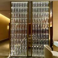 Partisi Kaca Artistik dengan Desain Kawat, Kaca Dekoratif untuk Restoran Hotel Vila Kantor, Pilihan Solid-core Kustom.