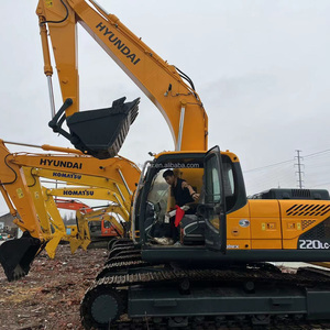 Excavadora de cadenas Hyundai220LC-9S de 22 toneladas, eficiente en consumo de combustible, potente, certificada por CE y EPA, 1 año de garantía, equipo de construcción - Product Image 2