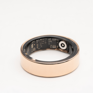 Bague connectée de fitness à vibration intelligente, boîtier en acier, chargement sans fil, suivi GPS et HRV, moniteur de sommeil, contrôle par application, étanche IP68, longue autonomie, silencieuse - Product Image 2