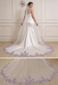 <span class=keywords><strong>Voile</strong></span> <span class=keywords><strong>de</strong></span> <span class=keywords><strong>mariée</strong></span> cathédrale brodé <span class=keywords><strong>de</strong></span> fleurs, <span class=keywords><strong>long</strong></span> <span class=keywords><strong>voile</strong></span> <span class=keywords><strong>de</strong></span> <span class=keywords><strong>mariée</strong></span> en tulle <span class=keywords><strong>avec</strong></span> ourlet <span class=keywords><strong>de</strong></span> fleurs colorées pour la photographie en église - Product Image 3