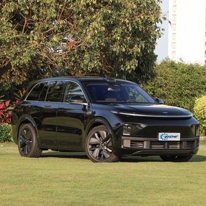 Li Auto L8 Max 2024, SUV di Lusso a 6 Posti, Veicolo Elettrico a Raggio Esteso EREV AWD, Auto Elettrica Intelligente <span class=keywords><strong>Ideal</strong></span> L8 - Product Image 5