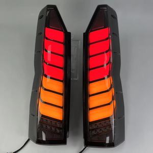 Feux arrière de voiture DK Motion, dernière génération, pour Toyota HIACE série 300, 2009-2022, LED, avec <span class=keywords><strong>film</strong></span> de réflexion réel et homologation Emark. - Product Image 6
