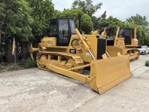 รถดันดินตีนตะขาบ Caterpillar D6G ผลิตในญี่ปุ่น ใช้งานน้อย พร้อมริปเปอร์ด้านหลัง และเครื่องยนต์ 3306T ของแท้ ขาย - Product Image 5