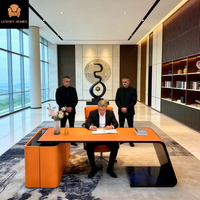 Bureau de direction Bugatti en bois massif moderne avec finition peinte au four, table d'ordinateur élégante pour usage en villa