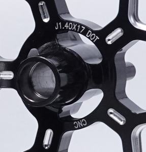 ล้อแม็<span class=keywords><strong>ก</strong></span>ซ์ CNC สปอร์ต ขนาด <span class=keywords><strong>17</strong></span> นิ้ว สภาพใหม่ ขายด่วน เหมาะสำหรับรถมอเตอร์<span class=keywords><strong>ไซ</strong></span><span class=keywords><strong>ค์</strong></span> NVX155 - Product Image 4