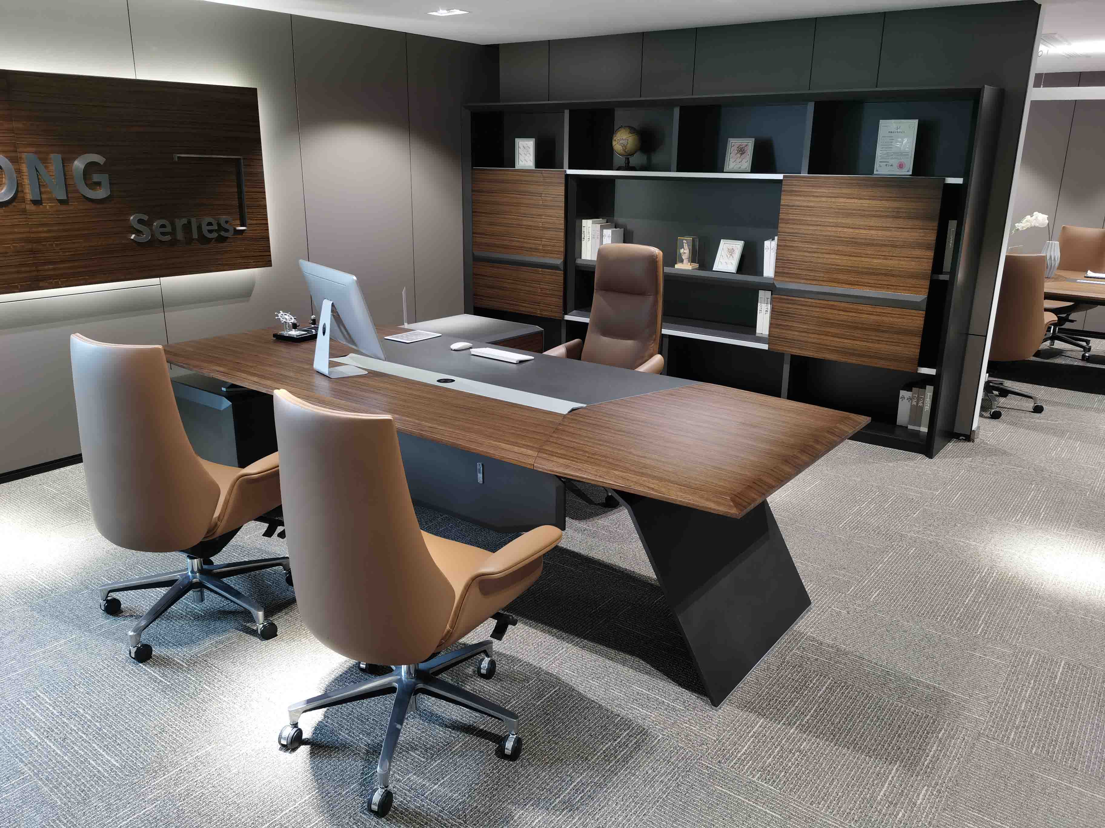 High End Modern General Manager Wood Veneer Luxurious Smart Executive Office Desk Furniture For New Building