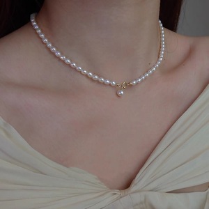 Collar de Perlas Naturales de Agua Dulce Chapado en Oro de 18K, Plata S925 Reforzada, Elegante y Moderno, Estilo Hada - Product Image 1