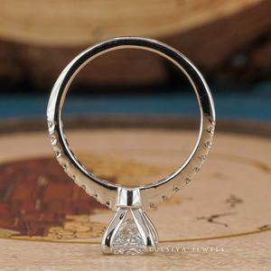 Anillos de diamantes de joyería fina con diseños artísticos exquisitos y diamantes brillantes creados para exhibir lujo - Product Image 5