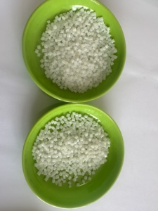 Fournisseur d'usine <span class=keywords><strong>Prix</strong></span> bas Granulés de résine EVA 18% 19% 28% 33% pour joints, mousse réticulée, chaussures, semelles de chaussures, produits en mousse - Product Image 2