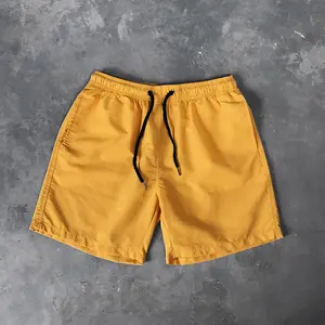 3d individuelles logo bedruckte herrenhosen sommer reine farbe strandbekleidung großhandel lockere herren-schwimmshorts mit tasche