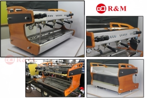 Machine à café et expresso numérique professionnelle à 3 groupes avec broyeur intégré, nouveau modèle commercial à vendre en ligne - Product Image 2