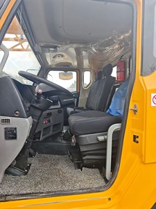 2022 pour Grue sur chenilles QY25K5C 25 tonnes, composants de qualité 90% neufs : Moteur, Boîte de vitesses, Pompe, PLC pour rapports et inspection vidéo - Product Image 6