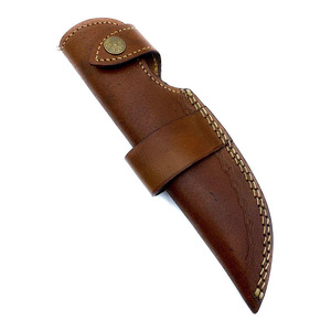 Funda de cuero personalizada para cuchillo de caza, hecha a mano, con contraste de tonos, para uso en exteriores, con textura estampada y personalizable, venta al por mayor OEM. - Product Image 3