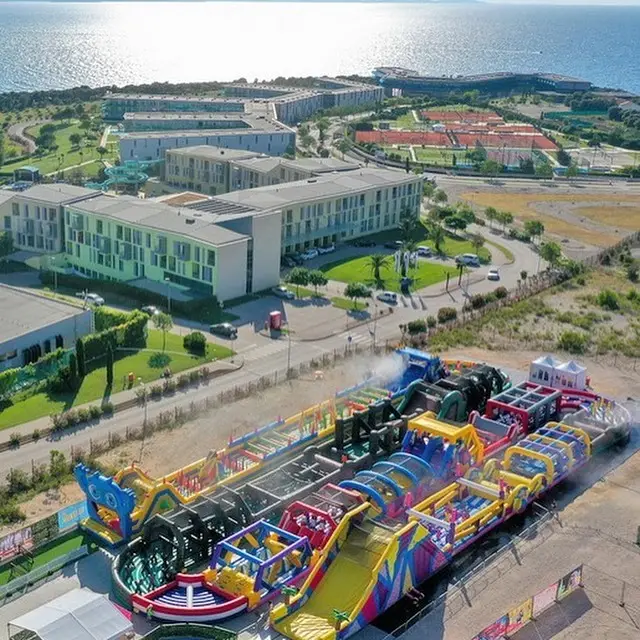 CQ interior al aire libre carrera de obstáculos inflable Parque laberinto inflable para la venta