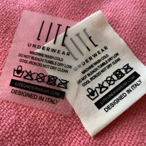 Etiqueta de transferencia de calor de <span class=keywords><strong>camiseta</strong></span> de diseño personalizado de alta calidad, etiquetas de transferencia térmica impermeables para trajes de baño - Product Image 2