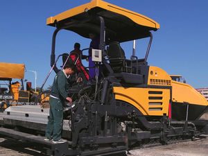 Máquina de Construcción de Carreteras SRP09-<span class=keywords><strong>C5</strong></span> MA Pavimentadora de Asfalto y Concreto con Ancho de Pavimentación de 9.5m - Product Image 3