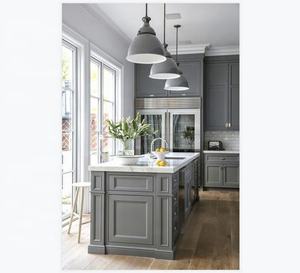 Armoire en bois massif de style américain, armoires de cuisine modernes avec îlot - Product Image 6