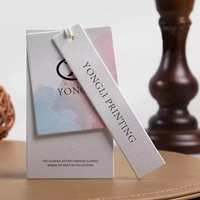 Étiquettes suspendues personnalisées avec logo de marque privée, étiquettes en papier pour vêtements, étiquettes de vêtements