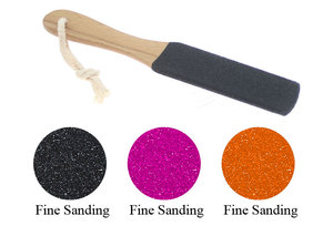 الأعلى مبيعاً أداة العناية بالقدم ورق رملي مزدوج الجانب لإزالة مسمار القدم مزود بيد خشبية - Product Image 3