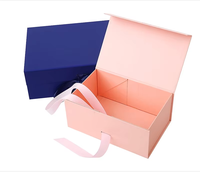 Boîte cadeau magnétique pliable noire de luxe avec ruban en satin et nœud, logo personnalisé, boîte en papier rigide pour emballage de cadeaux de mariage ou de Noël