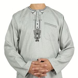 Dernier Nouveau Produit Beau Design Haute Qualité Arabe Hommes Jubah Thobe Deux Pièces Style Avec Pantalon - Product Image 2