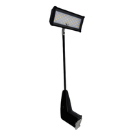 Projecteur LED moderne 25W pour salon professionnel, bras long réglable, fixation par pince, blanc tunable pour affichage en centre commercial