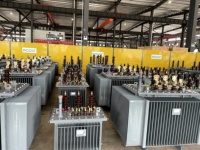 Transformateur immergé dans l'huile à trois phases et à double enroulement certifié CE ROOQ, 60 Hz, sortie 400 V, entrée multi-tensions 10-35 kV
