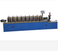 Machine pour fabriquer des angles fendus, appareil pour créer des rouleaux en forme de L