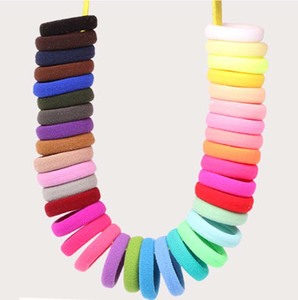 100 unids/bolsa bandas de goma sin pelo para niños sin costuras, anillos de toalla duraderos, banda de goma pequeña de alta elasticidad lazo para el cabello 3cm - Product Image 1