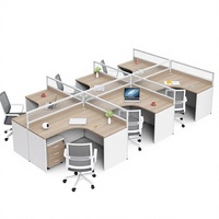 Ensemble de bureau en PVC de style chinois simple pour 4 personnes avec chaises ; Poste de travail en forme de barre avec cloison de séparation ; Bureau informatique en îlot