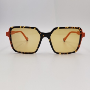 2024 unisexe fantaisie UV400 PC lunettes de soleil polarisées avec Logo personnalisé Design tendance couleurs personnalisées et services OEM/ODM - Product Image 2